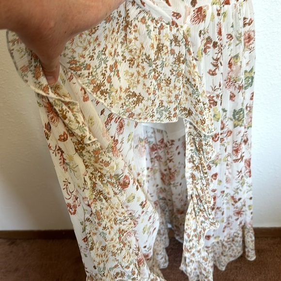 Miss Me Floral Ruffle Maxi Dress Size Medium - Picture 5 of 14